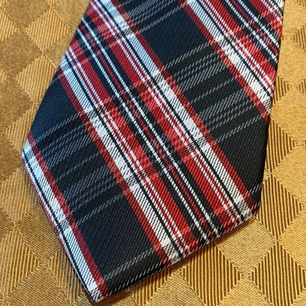 Pierre Cardin Men's Plaid Necktie Red White Classic Preppy Tie